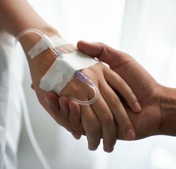 去美国治疗真的很贵吗？跨境就医中介说出大实话